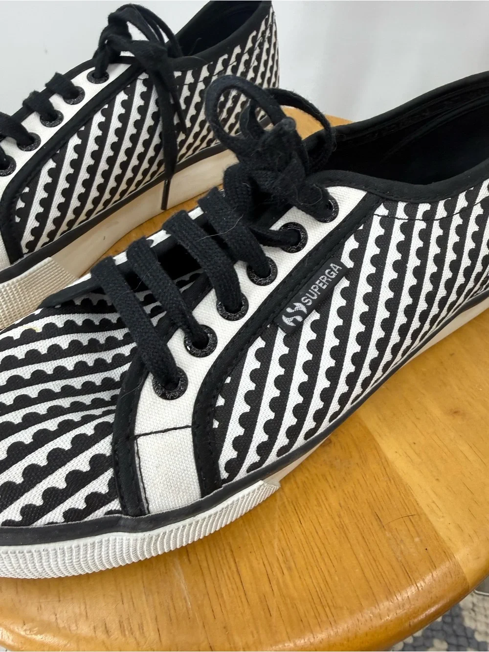 Superga x Mary Katrantzou COTW Fantasy Sneakers. 40/9